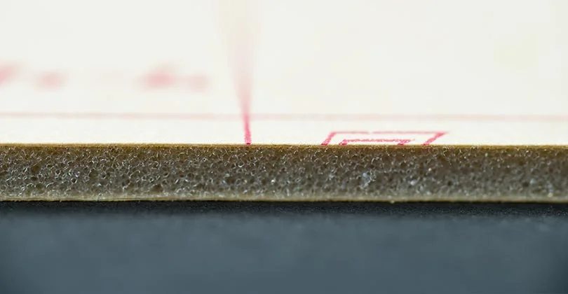 セブンタックフォーム 発泡体断面